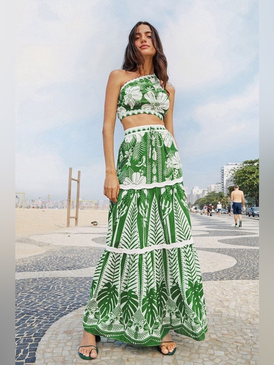 FARM Rio Dresses & Skirts - Farm Rio Macaw Green Elegance Crop and Maxi Set VGUC